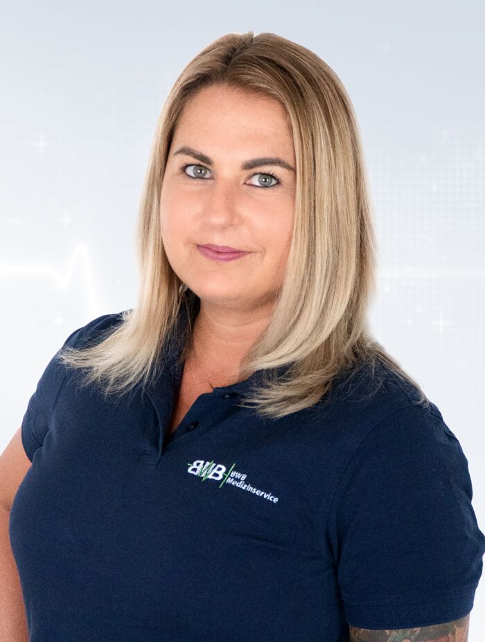 Sandra Offner: Kundenberaterin, Wundmanagerin im Außendienst Sandra Offner: Kundenberaterin, Wundmanagerin im Außendienst
